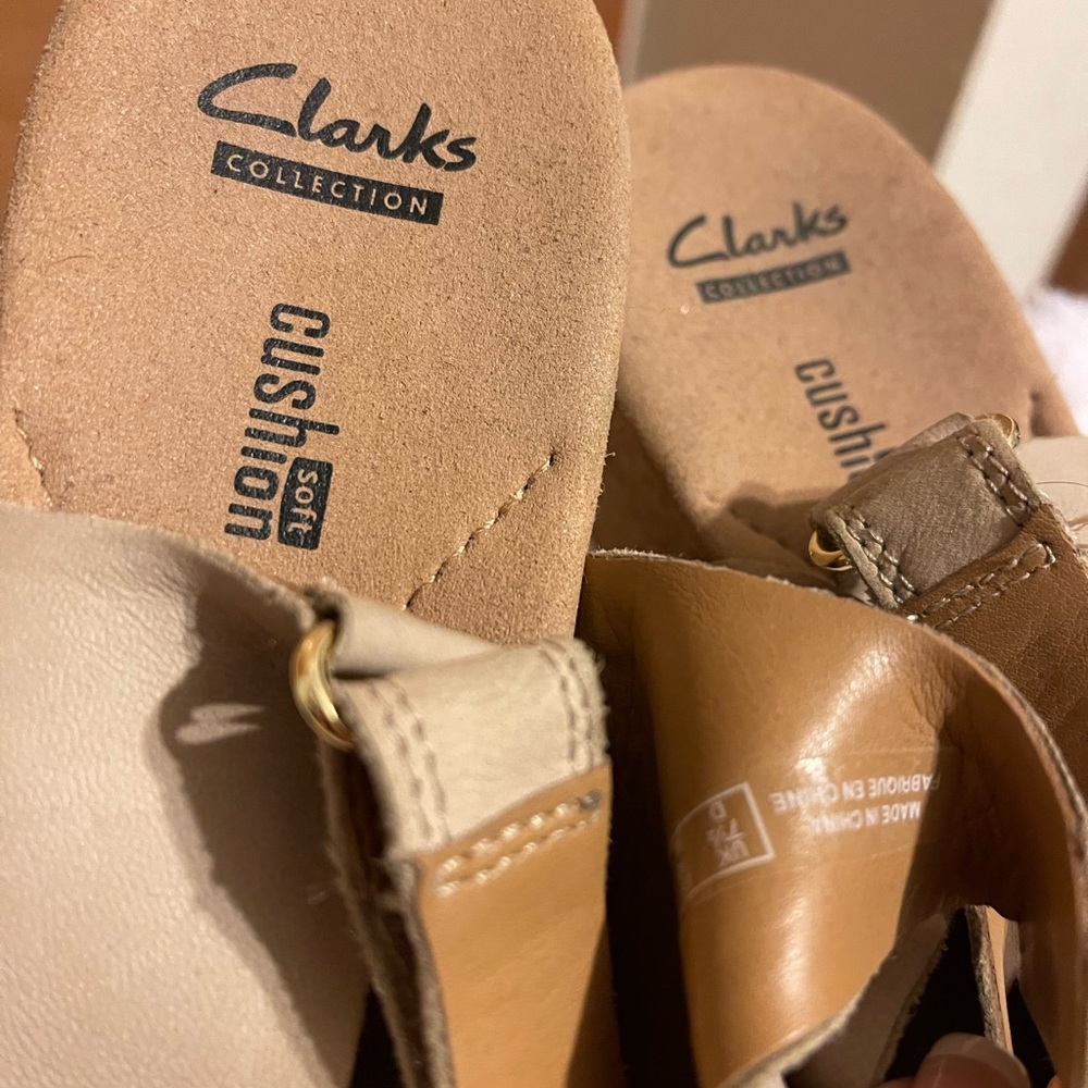Clark Sandals - Picture 4 of 7